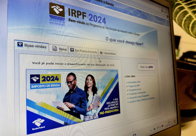 Brasília (DF), 12.03.2024 - IMPOSTO DE RENDA 2024 - Receita Federal libera para download o Programa do Imposto de Renda 2024. Foto: Juca Varella/Agência Brasil