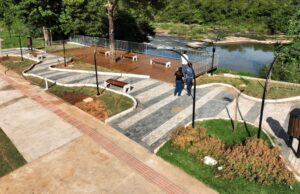 Municipalismo: repaginada, orla da Cachoeira dos Diamantes é nova opção de turismo e lazer em Rochedo