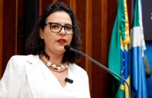 Proposta incentiva os pais ou responsáveis a acompanharem a vida escolar dos filhos