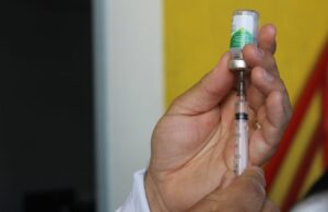 Saúde amplia público-alvo para vacinação com hexavalente nos 79 municípios