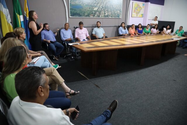 2401APaula_Diretores