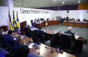 Vereadores apoiam redirecionamento de recurso do PAC para construção do Hospital Municipal
