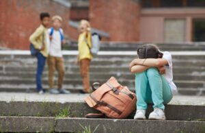 Prefeitura capacita educadores sobre prevenção de violência no contexto escolar
