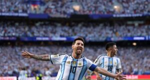 Messi dá show, faz três e se torna o maior artilheiro da história das Copas
