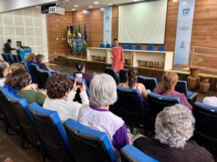 Programa Envelhecer é Legal leva formação sobre direitos da população idosa a gestores e profissionais da rede