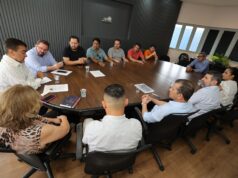 Prefeitura debate com comerciantes e vereadores, intervenções na Rua Amael Pompeu Filho