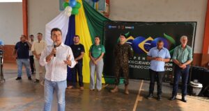 Prefeitura encerra Hora Cívica nas escolas e convida população para maior desfile da história