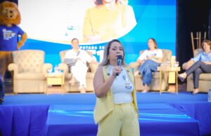 Lia Nogueira arrasta multidão em Dourados e se consolida entre principais lideranças do interior de MS