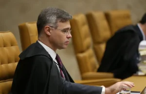 Mendonça levanta sigilo de quase 40 processos no STF