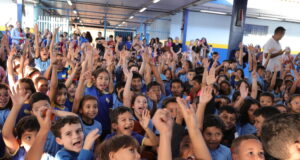Prefeitura e Ministério Público do Trabalho premiam alunos do projeto MPT na Escola